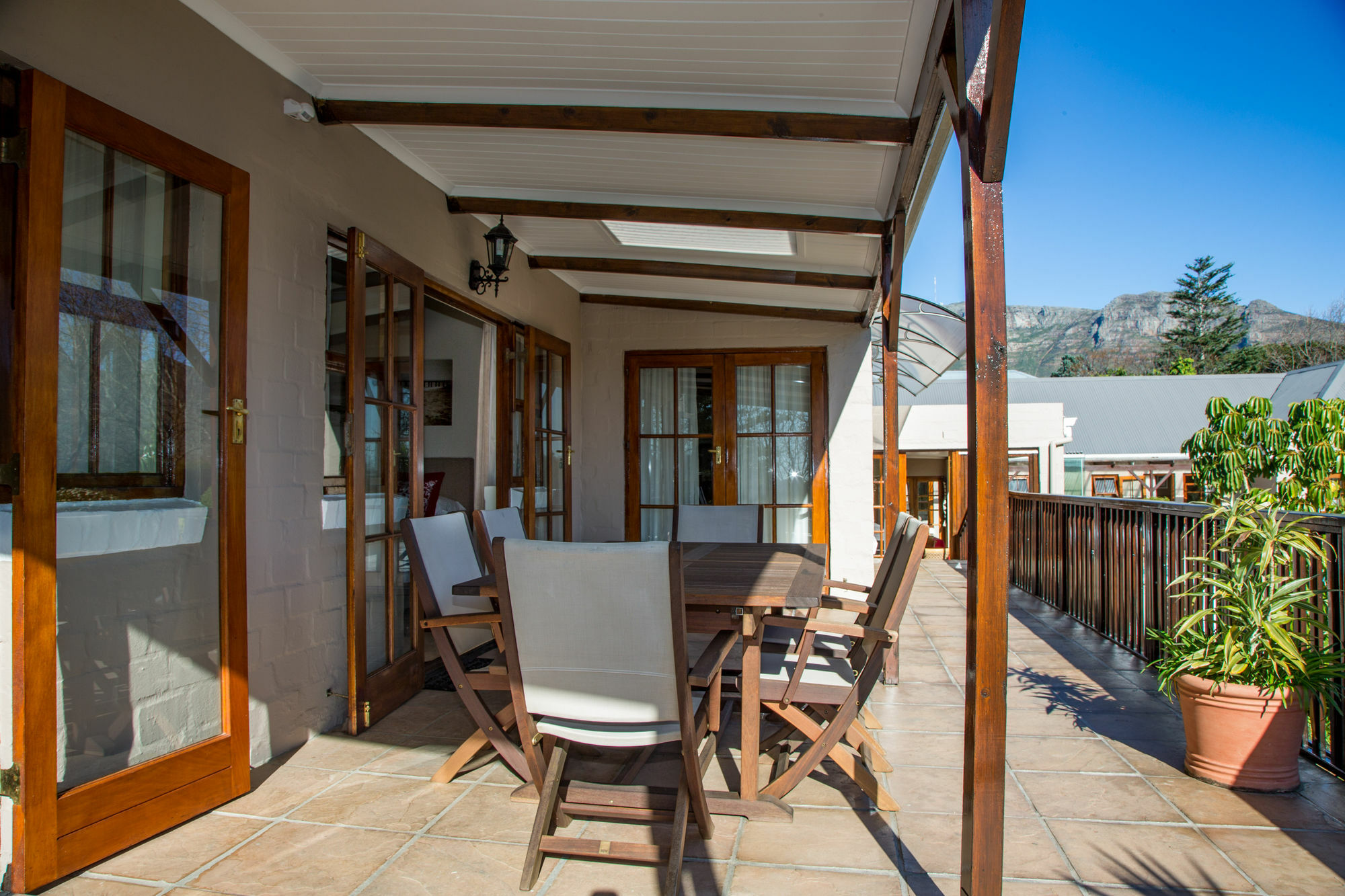 Summit Place 4*